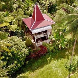 Lake View Bungalows